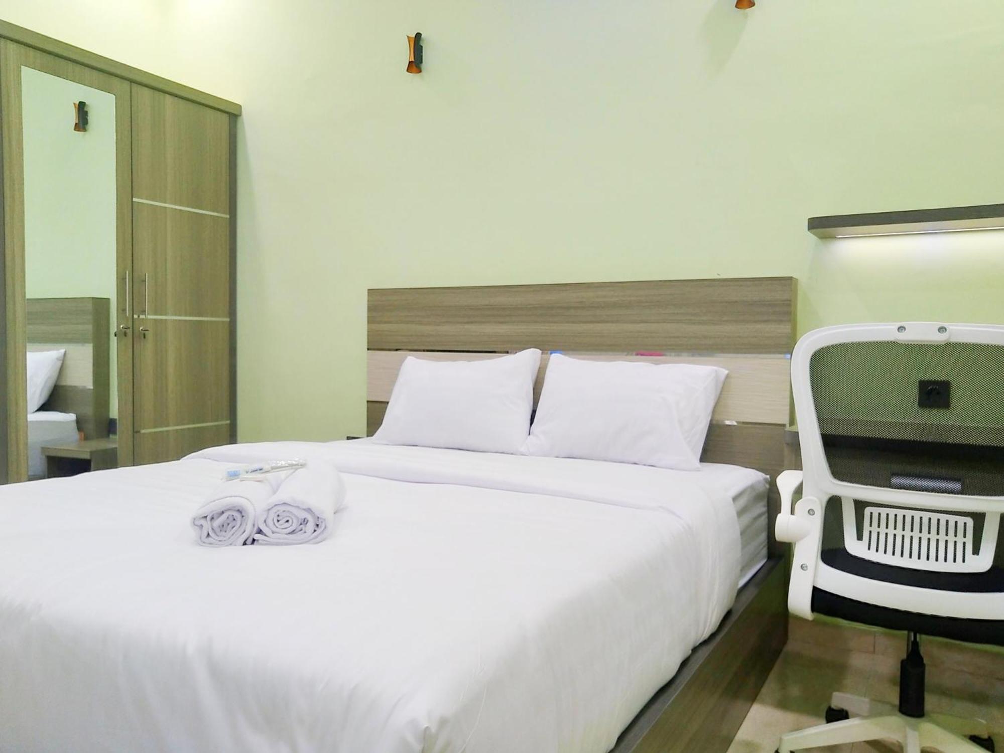 Hotel Shiva Syariah Redpartner Near Alun Alun *